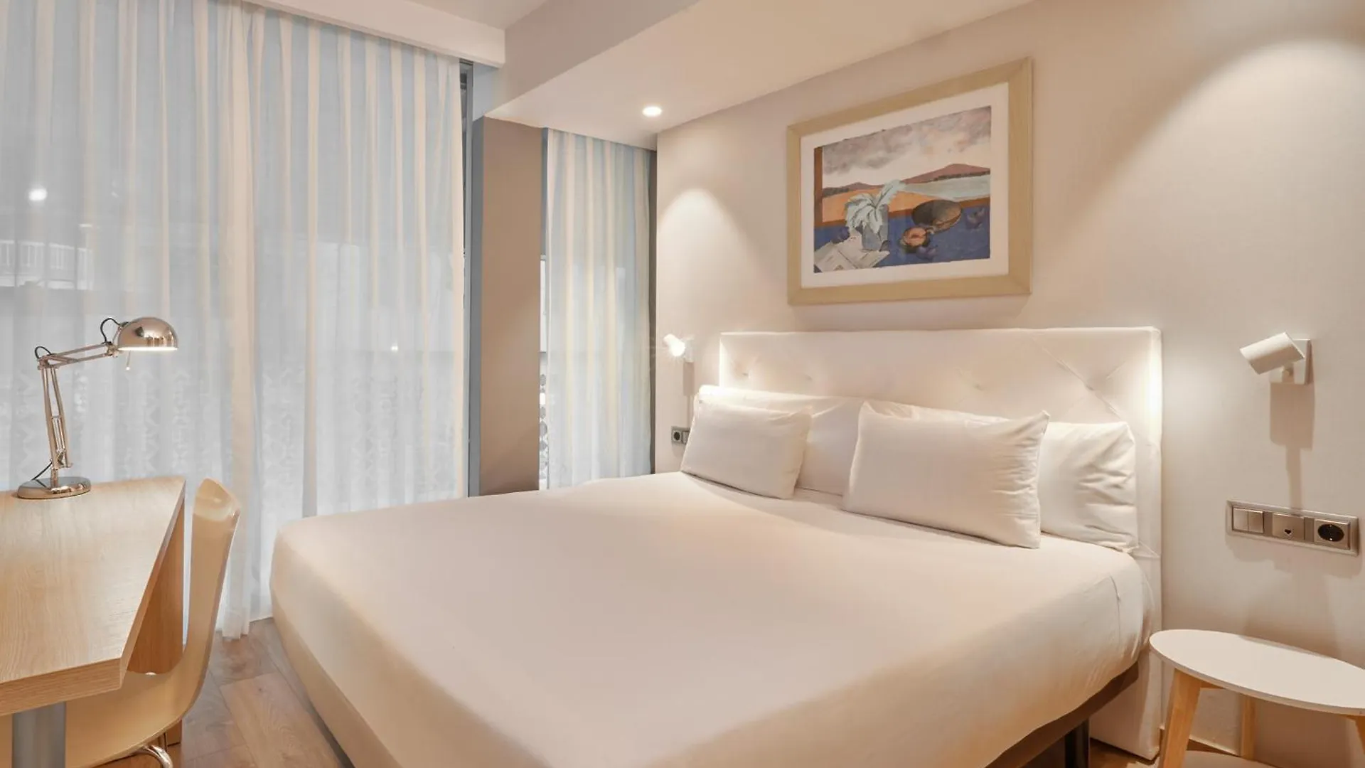 Barcelona Century Hotel
